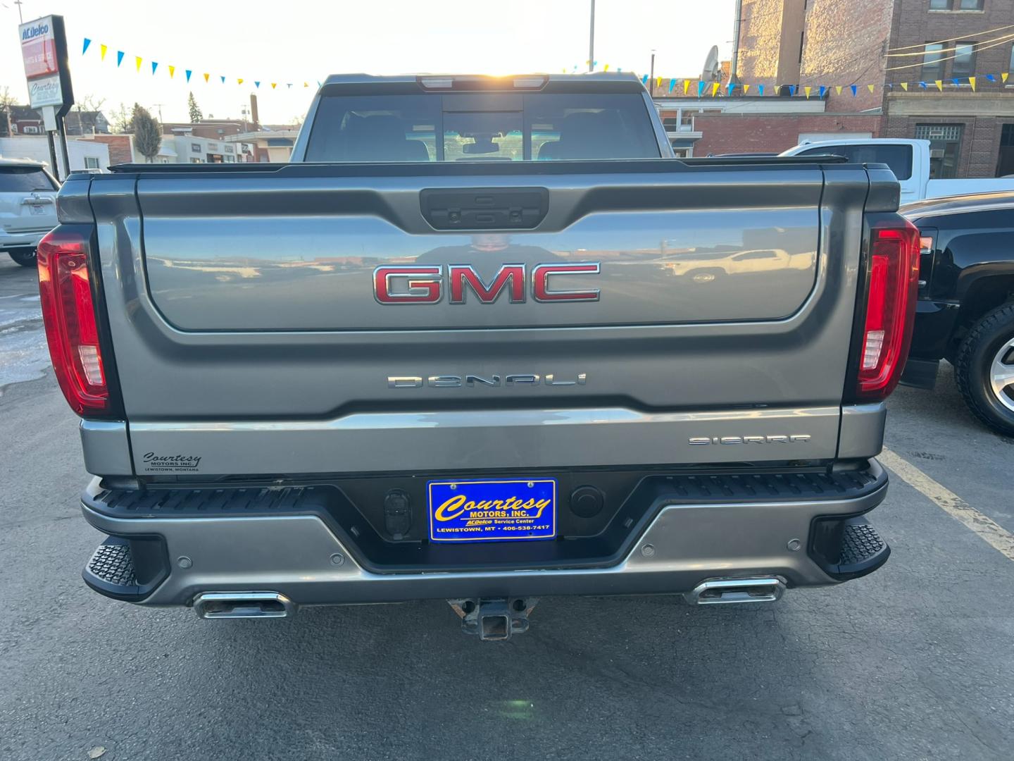 2020 Blue /Charcoal GMC Sierra 1500 Denali Crew Cab Short Box 4WD (1GTU9FEL3LZ) with an 6.2L DI V8 engine, automatic transmission, located at 116 5th Avenue South, Lewistown, MT, 59457, 47.063877, -109.427879 - Discover Luxury and Performance with the 2020 GMC Sierra 1500 Denali. Elevate your driving experience with the 2020 GMC Sierra 1500 Denali, a perfect blend of sophistication and power. This premium truck boasts a powerful engine, cutting-edge technology, and a refined interior. Key Features: - Photo#3